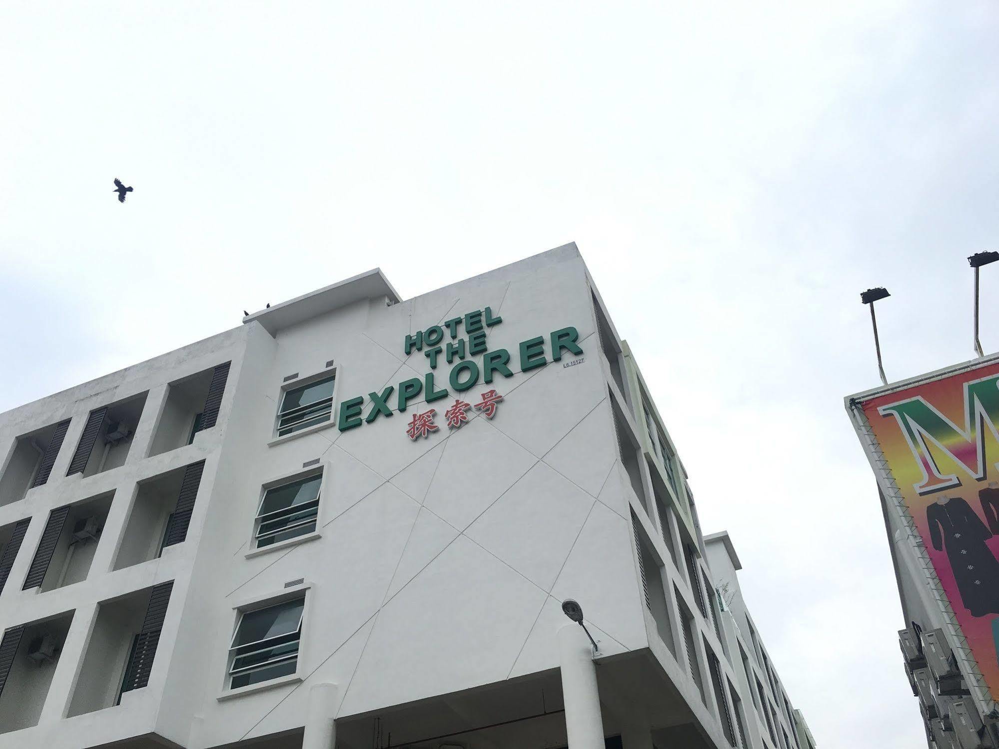 The Explorer Hotel Malacca Buitenkant foto